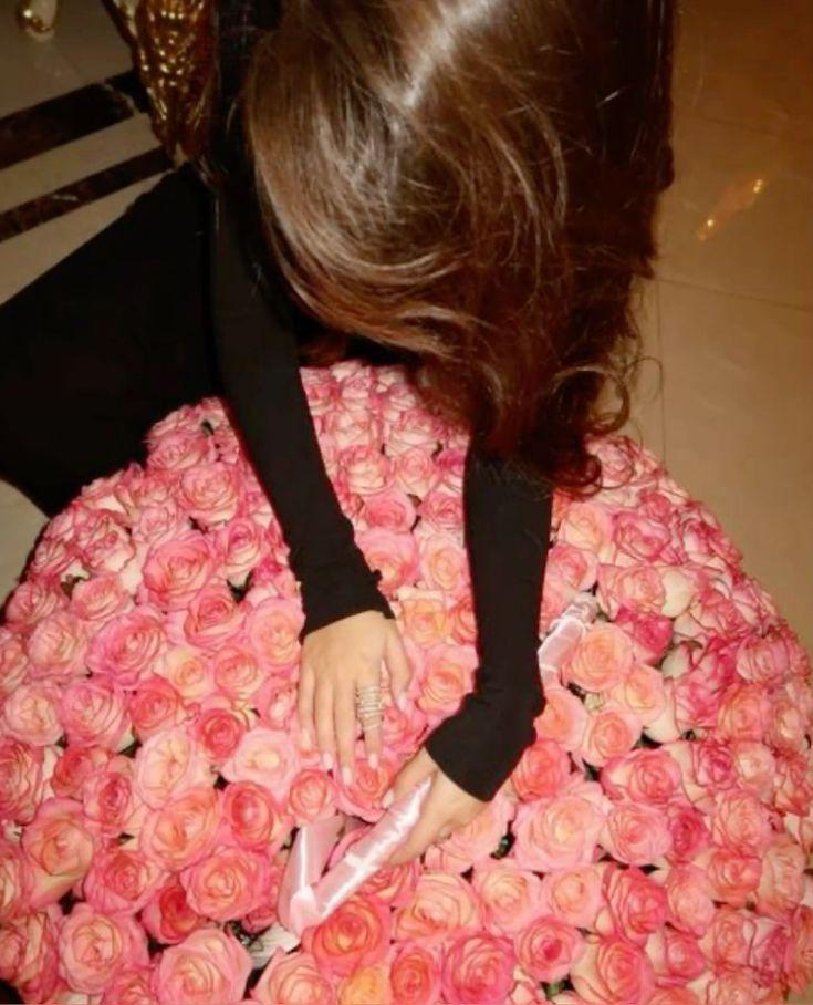 ClaspBeamStudio workshop space where corporate flower arrangements are designed and prepared for business delivery